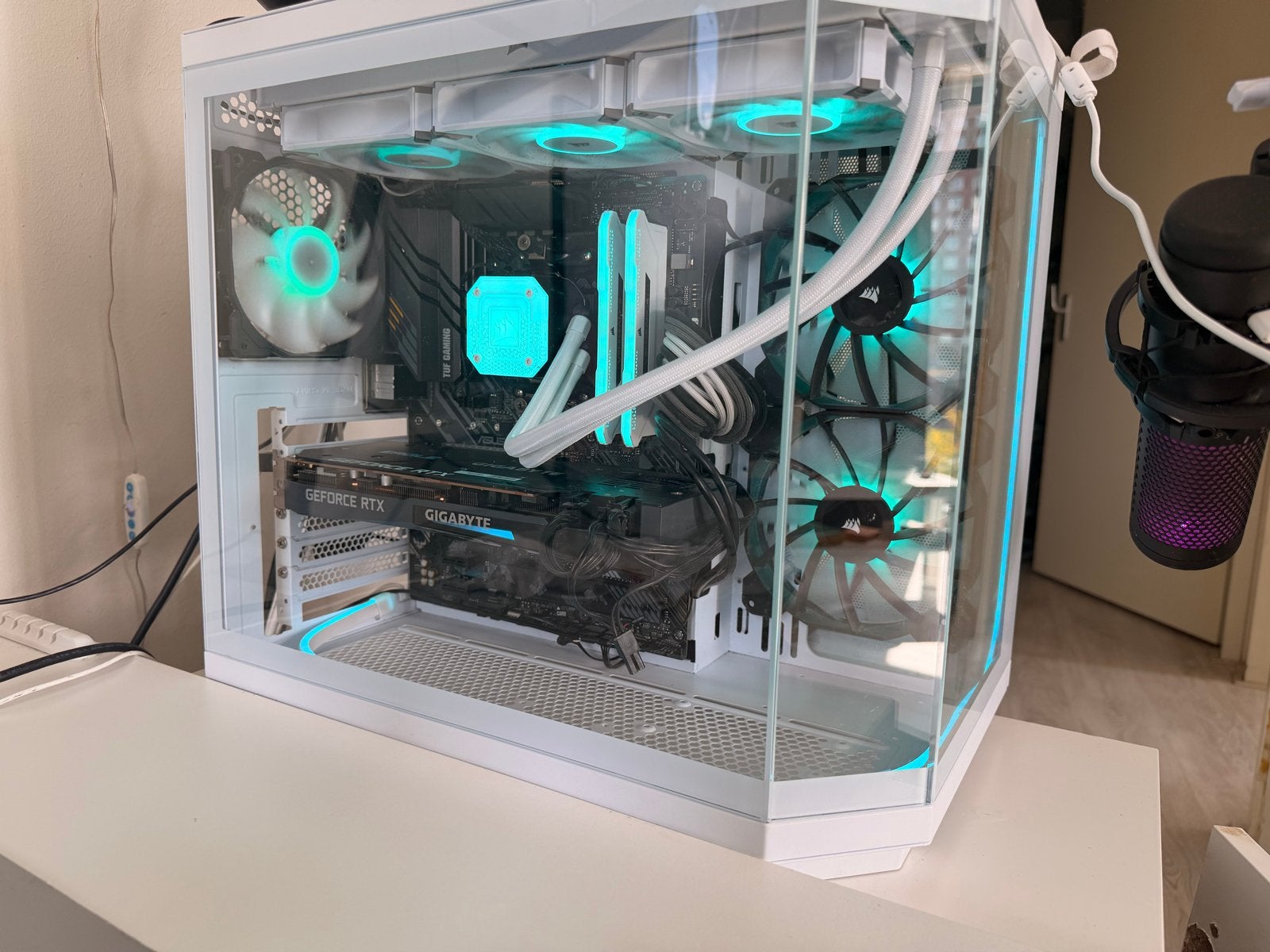 Gaming PC: RTX 3070, Ryzen 7 3700X, Ophalen, Refurbished, Gaming, SSD