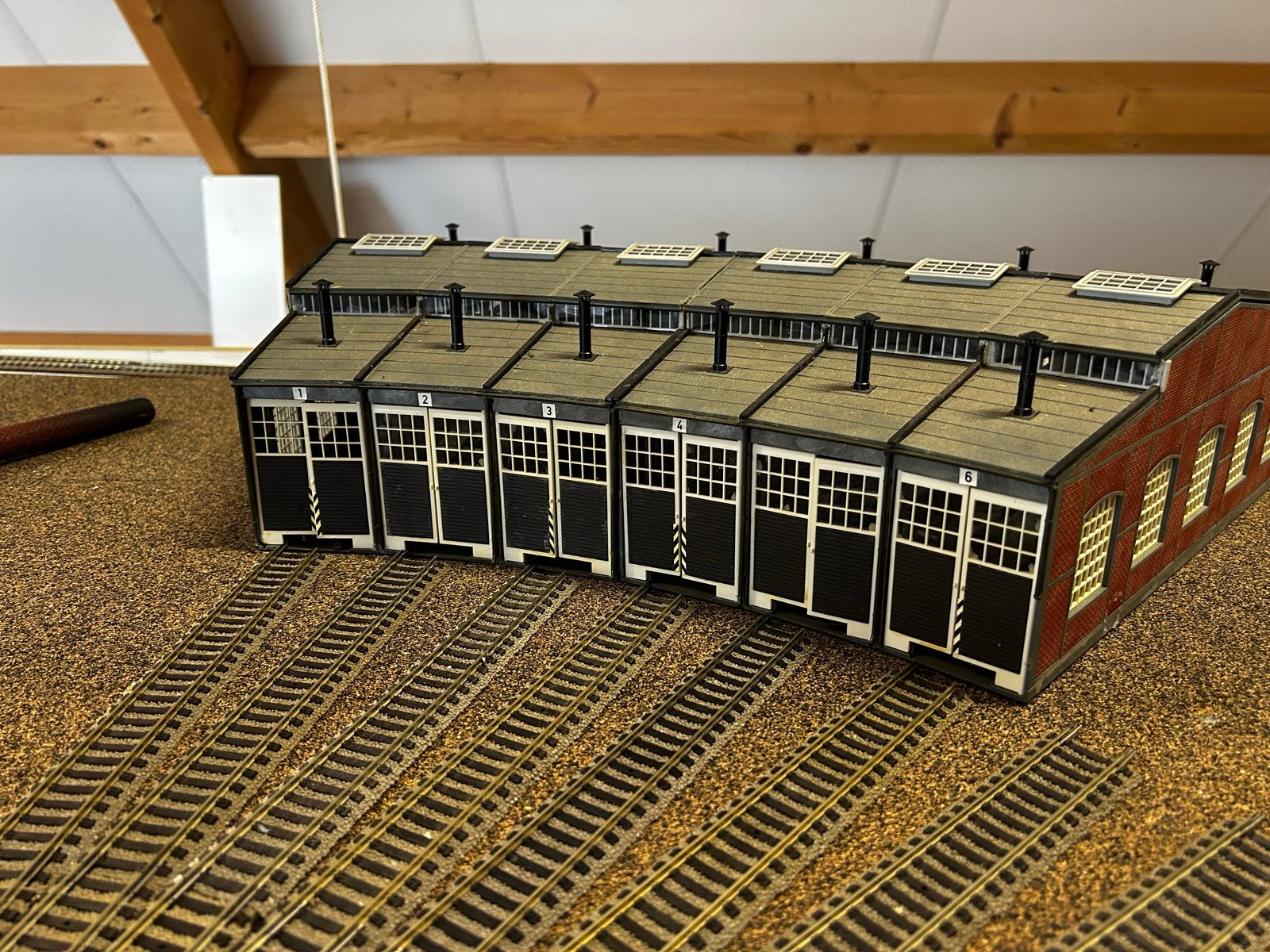 Fleischmann modelspoor locomotiefloods - 6 sporen, Ophalen, Gebruikt, Brug, Tunnel of Gebouw, .