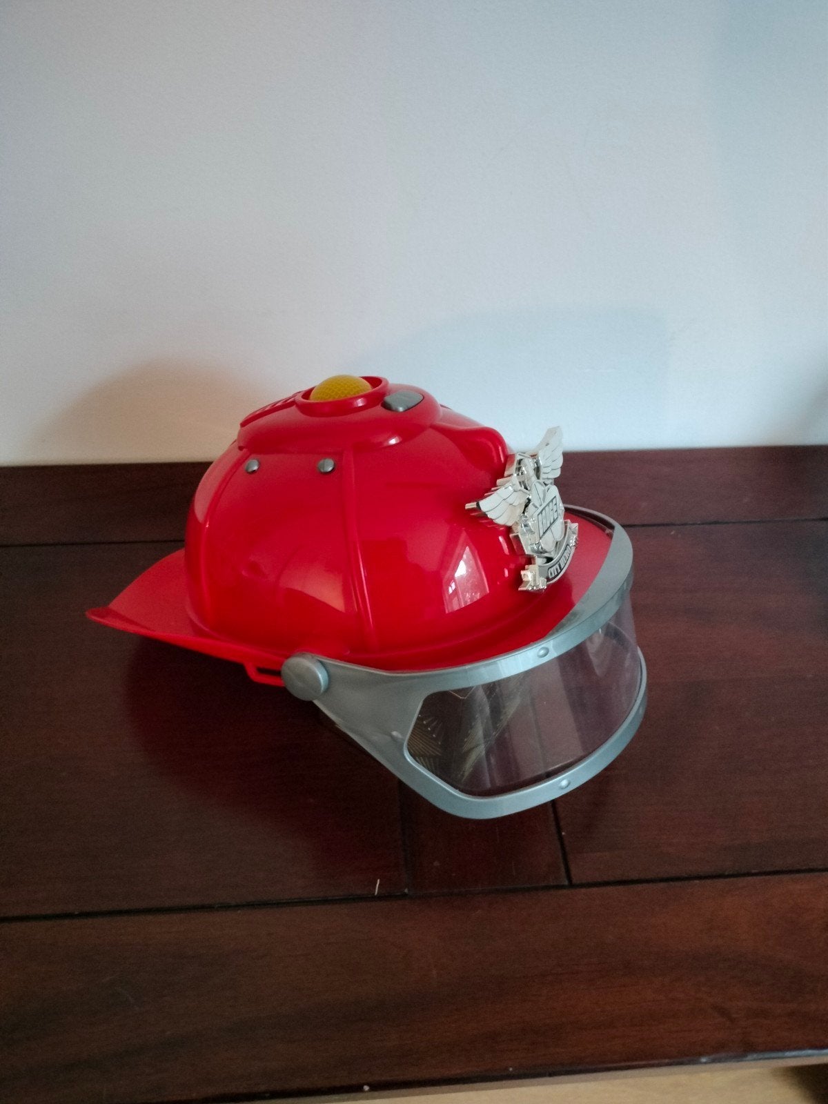 Brandweer helm kind, Ophalen of Verzenden, Zo goed als nieuw, 134 t/m 140, Jongen of Meisje