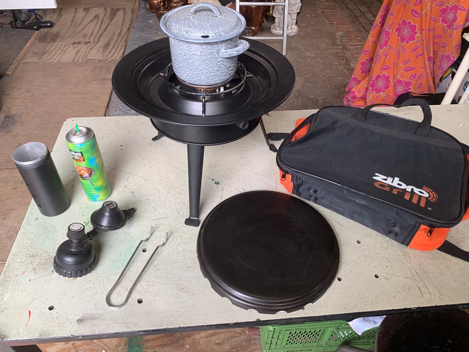 Reisbarbecue Zibro Grill, Ophalen of Verzenden, Zo goed als nieuw