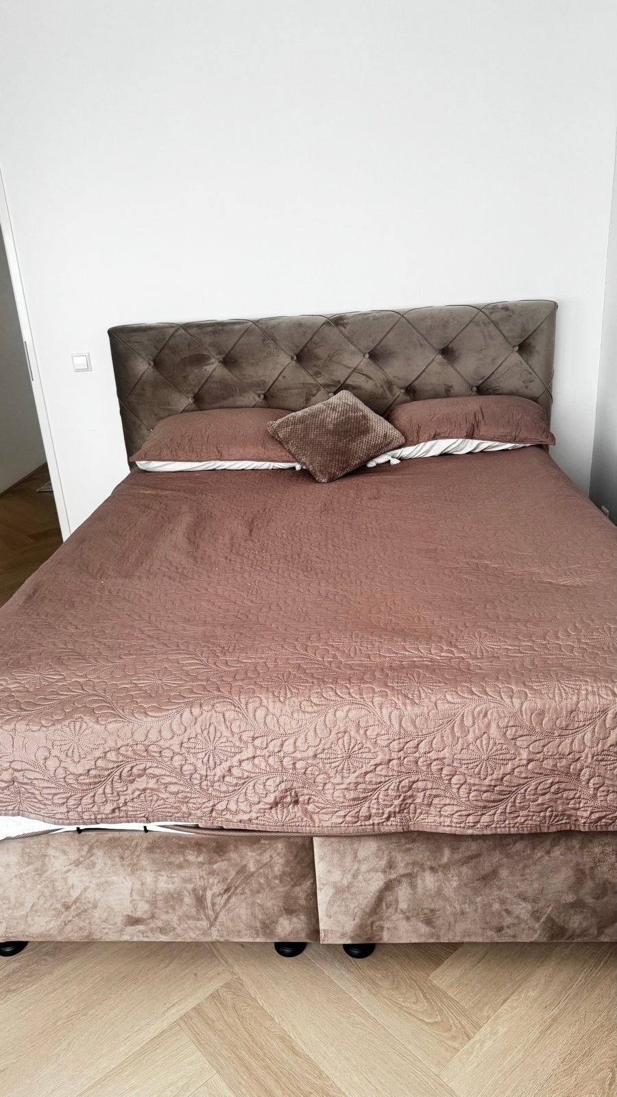 NIEUW!!!Tweepersoons boxspring met gestoffeerd hoofdbord, Ophalen, Bruin, 200 cm, Stof