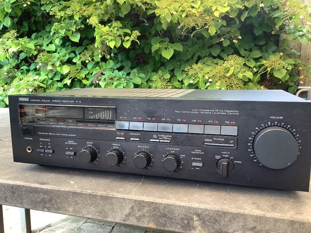 Yamaha versterker R-5 Natural Sound Stereo Receiver, Audio, Tv en Foto, Versterkers en Receivers, Ophalen, Yamaha, Niet werkend