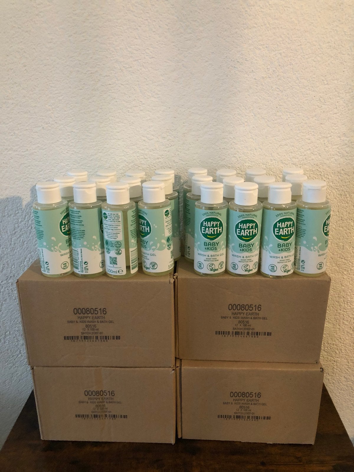 24 flesjes Happy Earth bath & washgel 100 ml, Ophalen of Verzenden, Nieuw, Overige typen