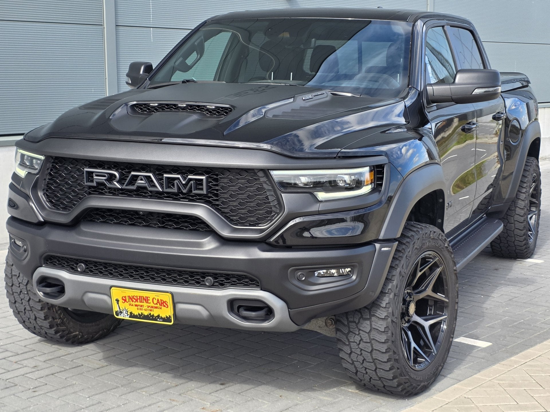 Dodge Ram 1500 TRX 6.2 SUPERCHARGED HELLCAT FINAL EDITION 4X, Automaat, Gebruikt, 2813 kg, Zwart