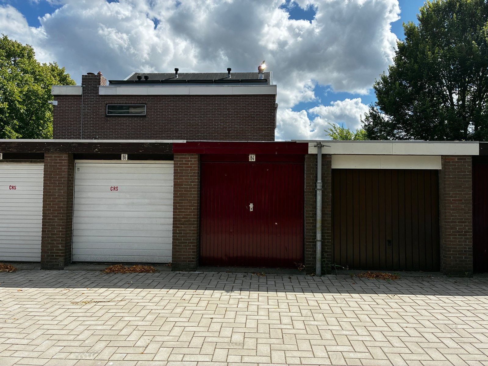 Garage te huur bij Waterlandplein Amsterdam, Huizen en Kamers, Amsterdam