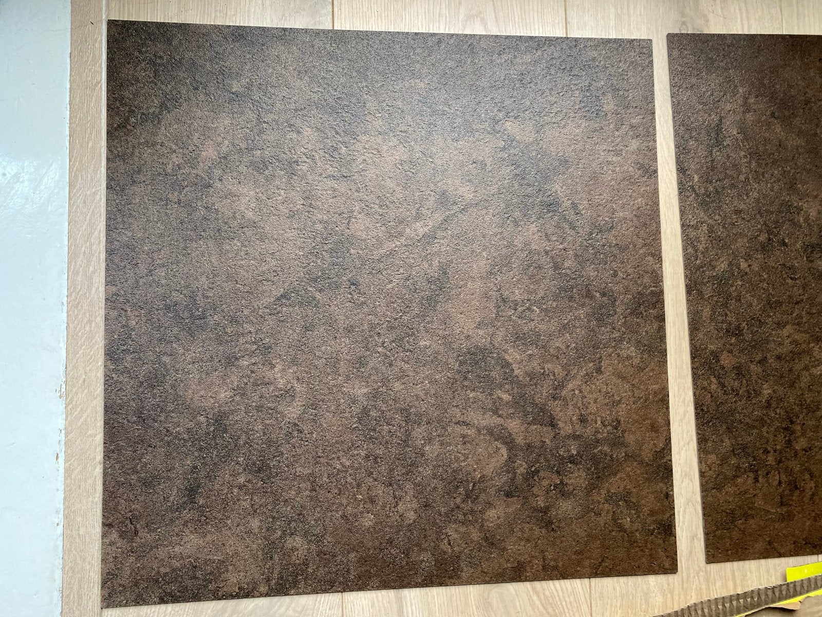 Nieuwe PODIUM30 Vinyl Tegels - Vermont Slate Brown 039, Ophalen, 50 tot 150 cm, Overige typen, Nieuw