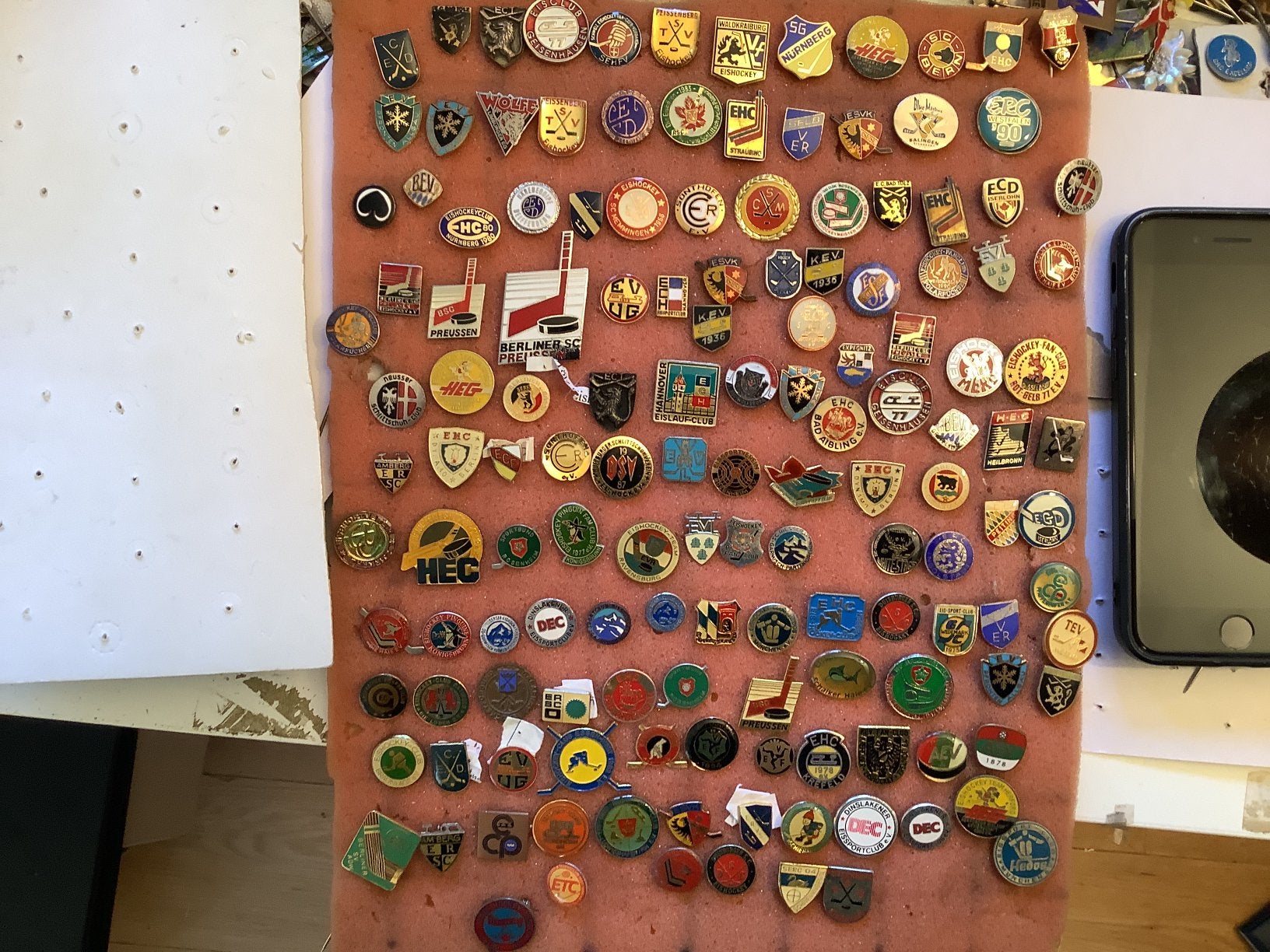 Duitse Eishockey speldjes, Verzamelen, Ophalen of Verzenden, Gebruikt, Sport