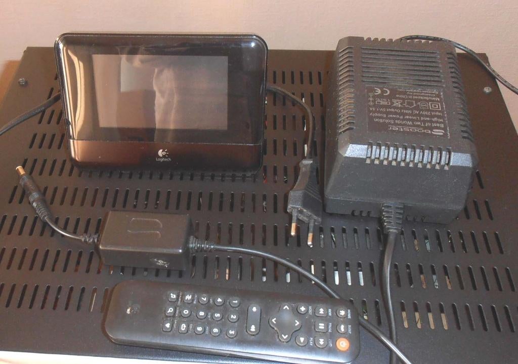 LOGITECH SQUEEZEBOX TOUCH + S BOOSTER VOEDING, Ophalen of Verzenden, Gebruikt, Overige merken