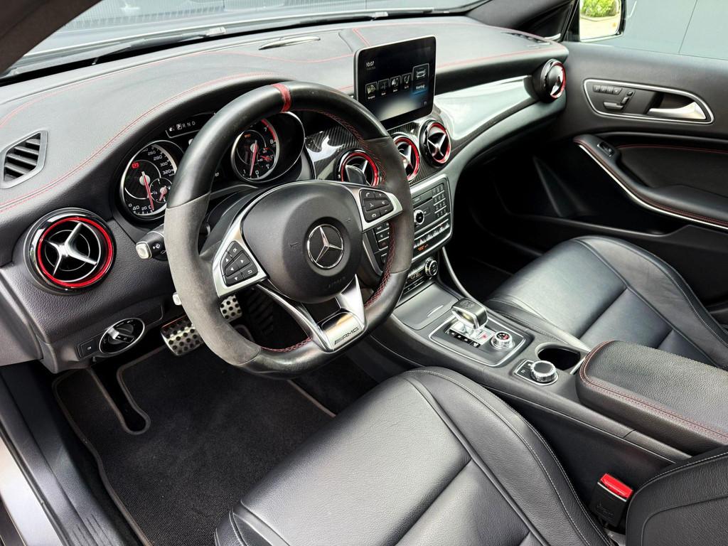 Mercedes-Benz GLA-klasse AMG 45 4MATIC pano/schaal/Aero/H&K, Auto's, Mercedes-Benz, Automaat, Gebruikt, 4 cilinders, Vierwielaandrijving