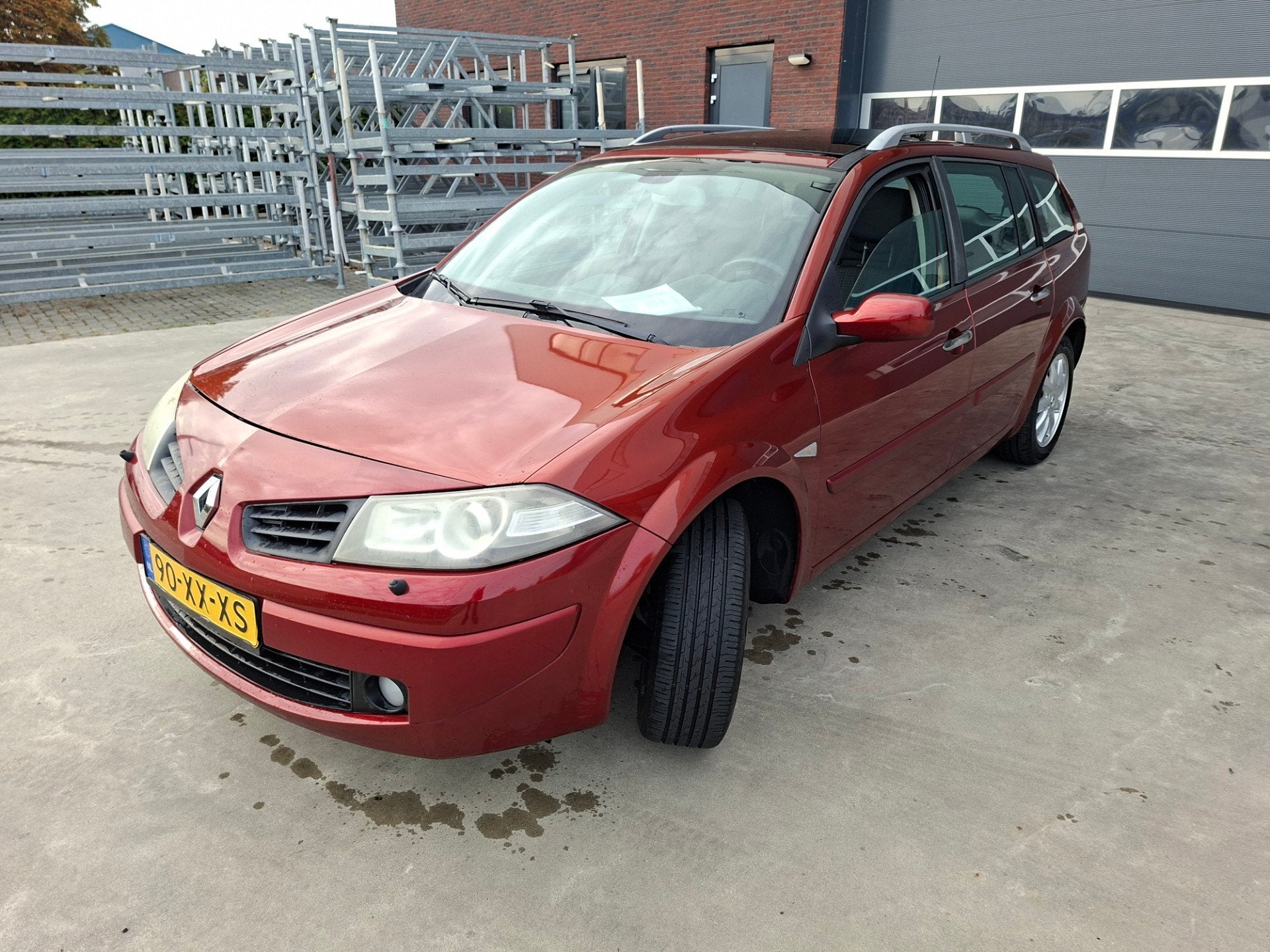 Renault Mégane Grand Tour 1.6-16V Tech Line Pano Xenon Trek, Stof, Gebruikt, Zwart, 4 cilinders