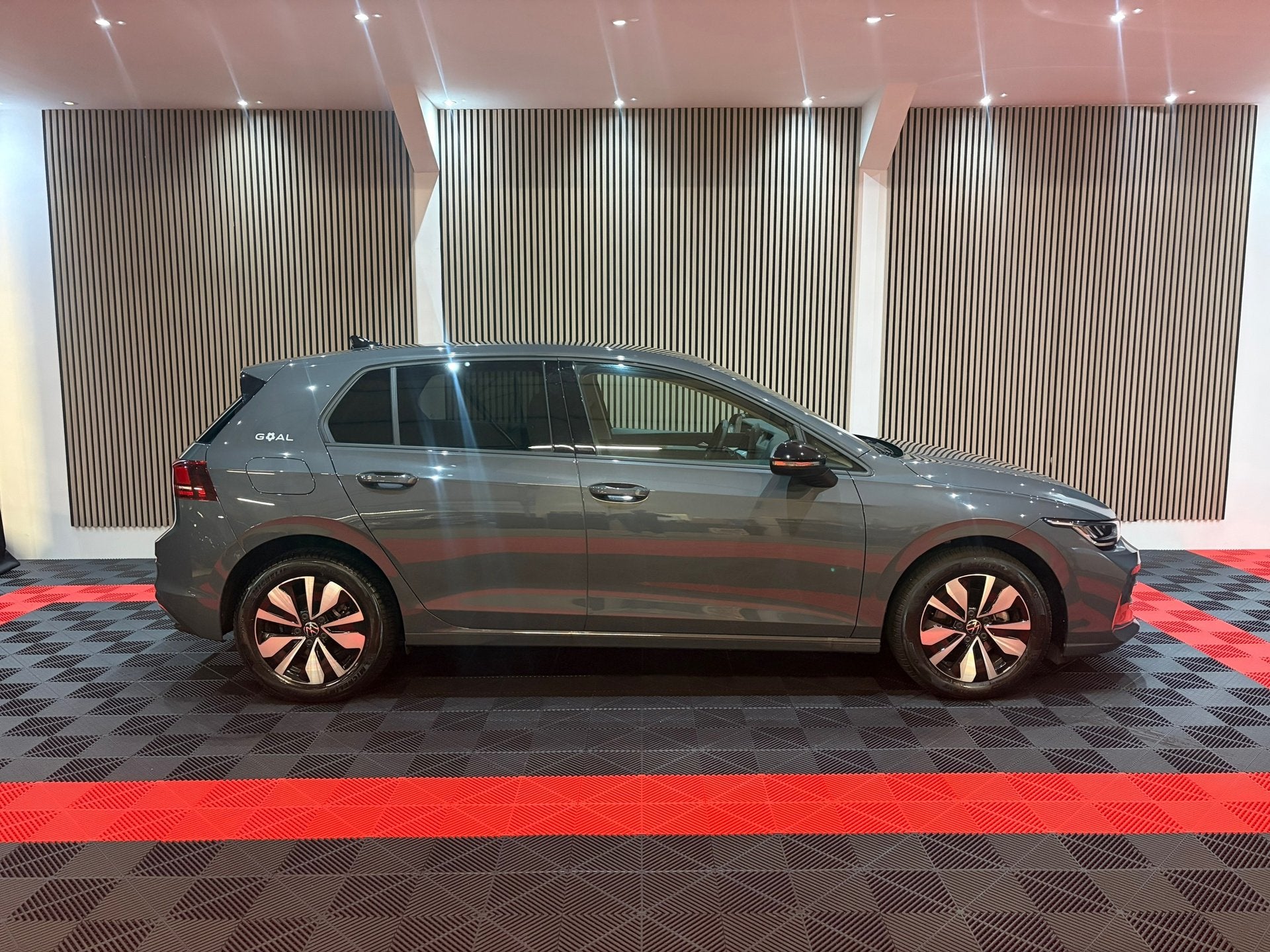 Volkswagen Golf 8.5 1.5 eTSI Life Edition 2025 Face lift Goa, Dealer onderhouden, Stof, Zwart, 4 cilinders