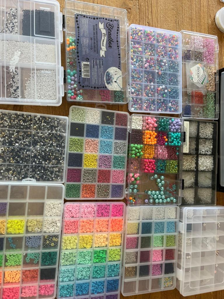Grote collectie kralen bedels touw sieraden, Hobby en Vrije tijd, Kralen en Sieraden maken, Ophalen of Verzenden, Gebruikt, Overige typen
