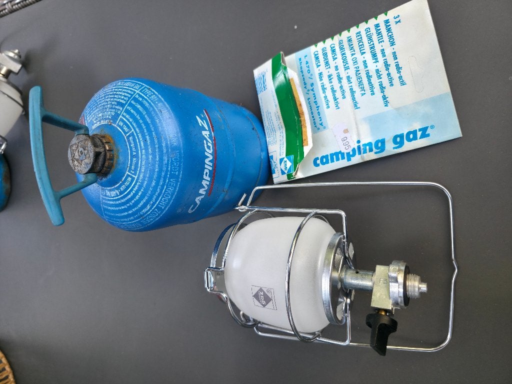 CampingGaz Lamp + gas 901, Ophalen of Verzenden, Zo goed als nieuw