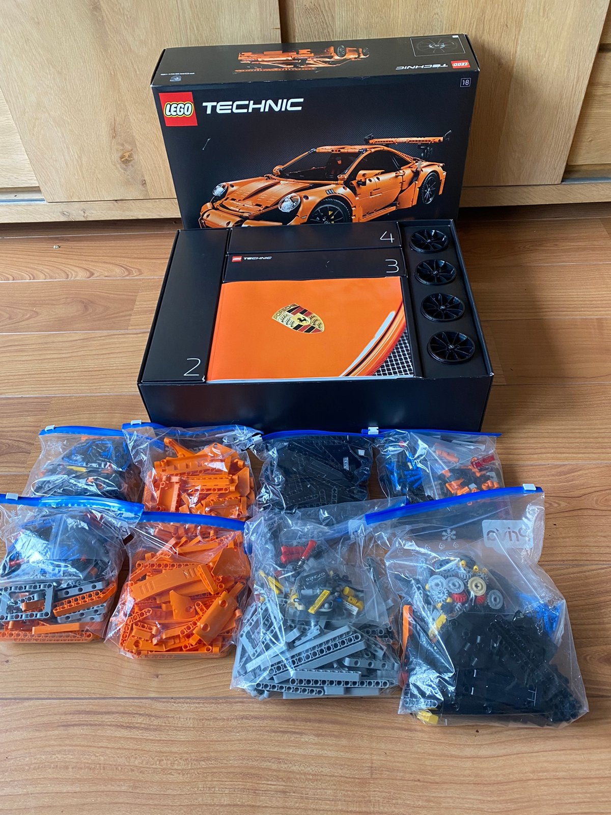 Lego Technic 42056 Porsche 911 GT3 RS compleet, Inclusief instructies, Lego, Ophalen of Verzenden, Zo goed als nieuw