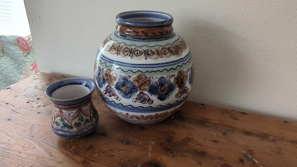 2 vazen DOK Holland., Ophalen