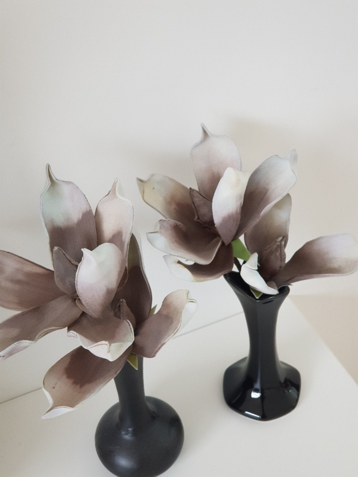2 Leuke Kunst Bloemen en Vazen, Huis en Inrichting, Ophalen of Verzenden, Zo goed als nieuw, Zwart