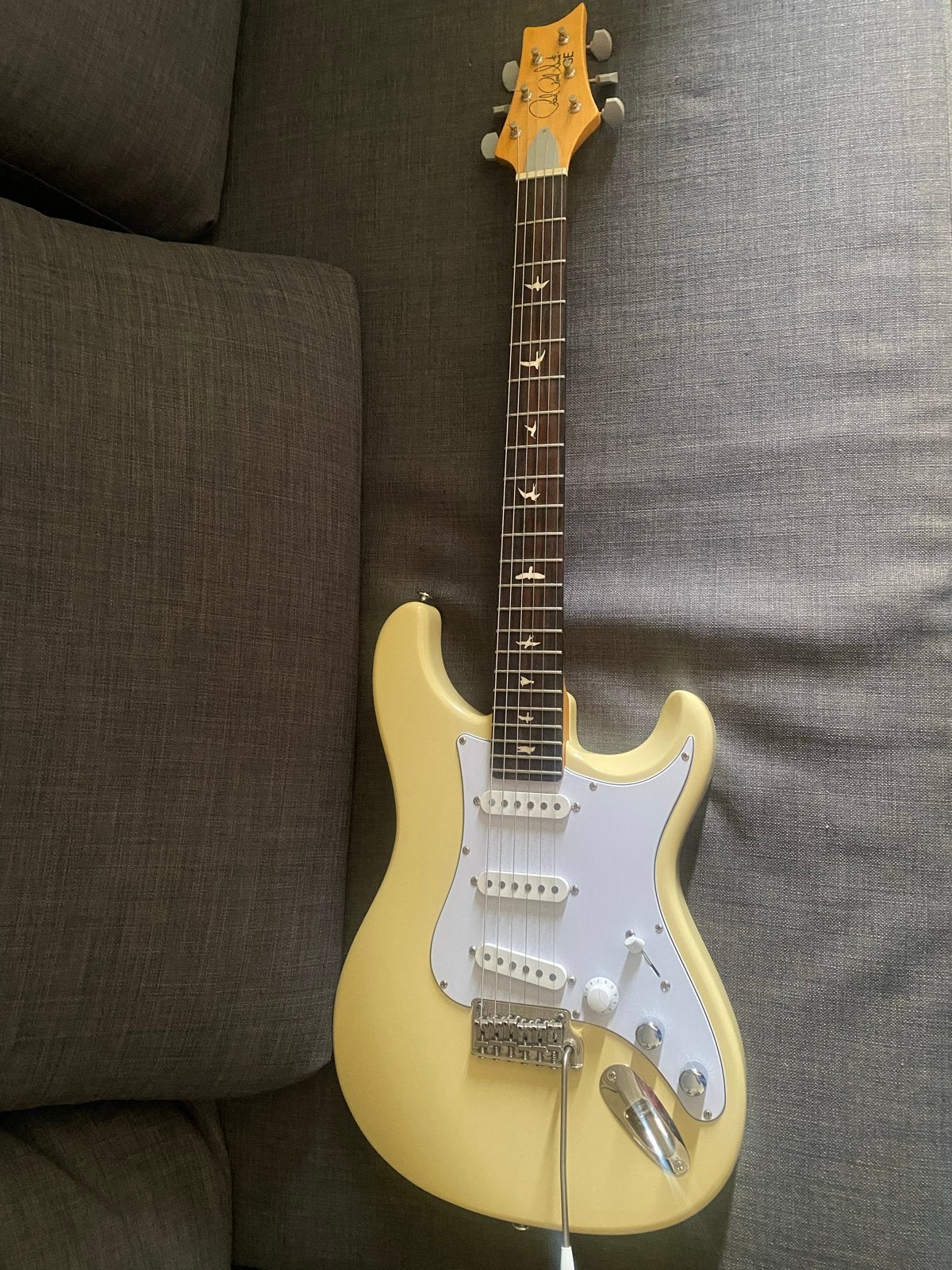 PRS Silver Sky SE Moon Yellow John Mayer Signature Gitaar, Muziek en Instrumenten, Ophalen, Zo goed als nieuw, Solid body, Paul Reed Smith