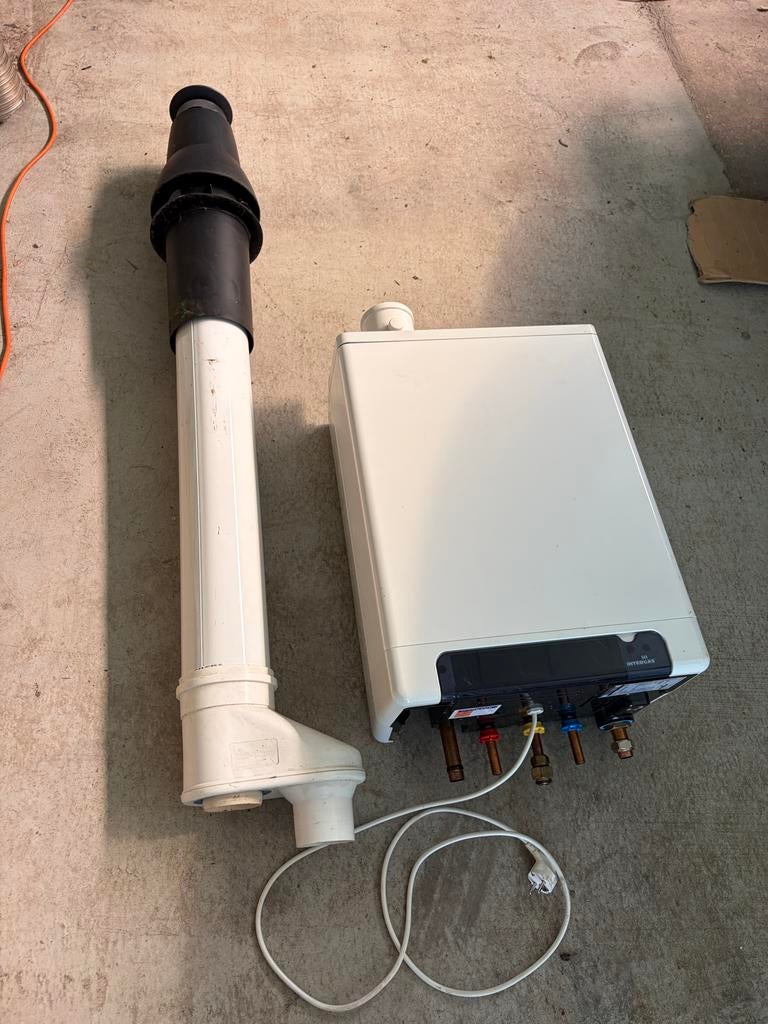 Intergas Kombi Kompakt HRE 24/18 CV-ketel (2012), Ophalen, 30 tot 80 cm, Gebruikt, Hoog rendement (Hr)