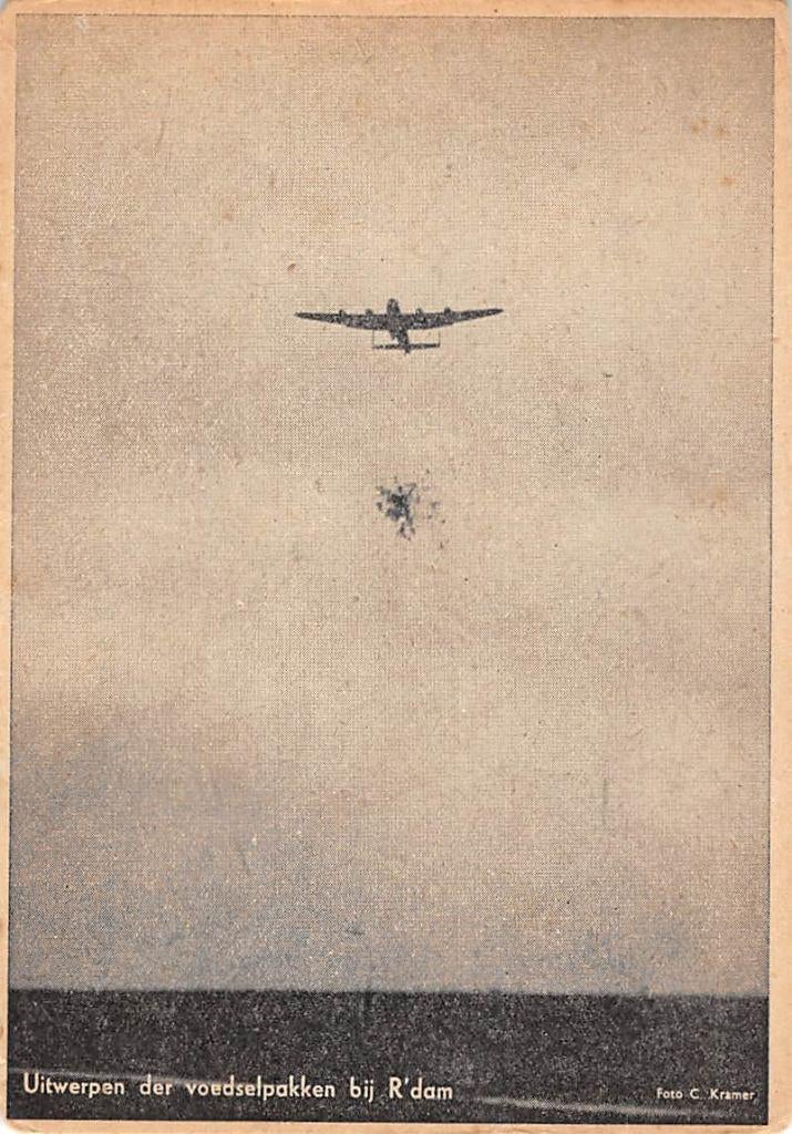 Mei 1945 Voedseldropping Rotterdam door bommenwerper WW2, Verzenden, 1940 tot 1960, Ongelopen, Zuid-Holland