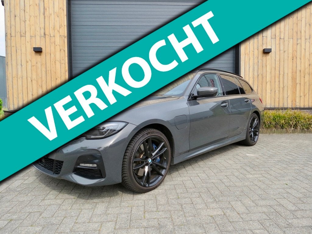 BMW 3-serie Touring 330e High Executive *M sport *Pano *HK, 1998 cc, Gebruikt, 4 cilinders, 1865 kg