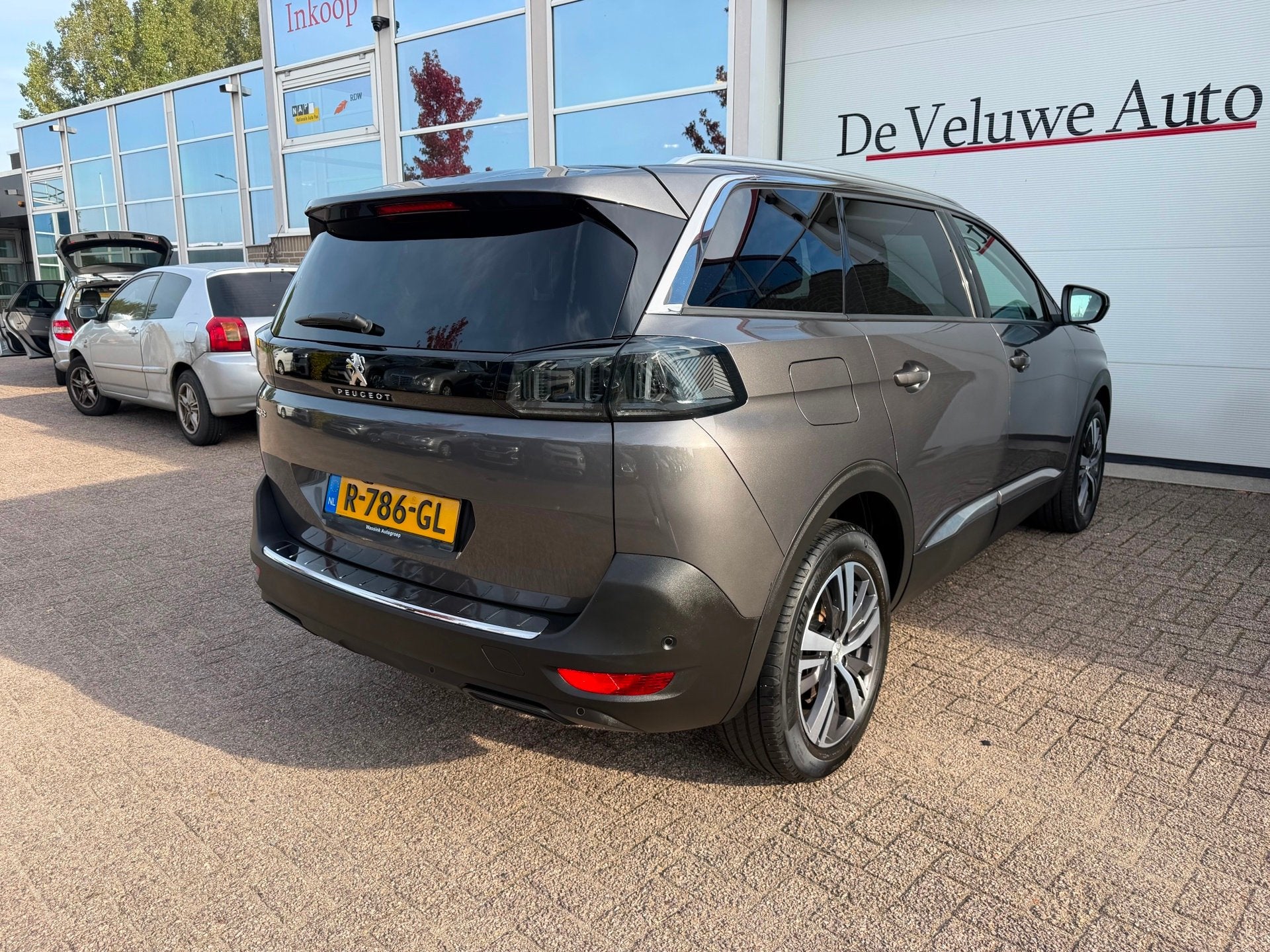 Peugeot 5008 1.2 PureTech Allure Pack Business|7P|CAM|1e eig, Gebruikt, Euro 6, 1199 cc, Parkeersensor