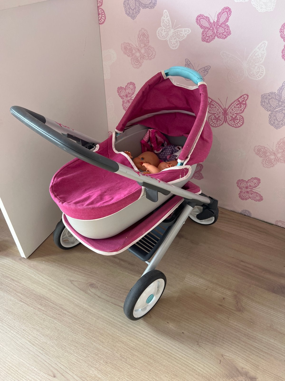 Quinny speelgoed kinderwagen met 2 babypoppen, Ophalen, Gebruikt, Babypop