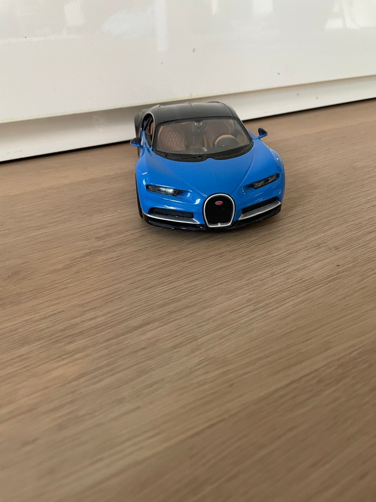 Bugatti Chiron modelauto - Blauw/Zwart, Ophalen, Zo goed als nieuw, Auto