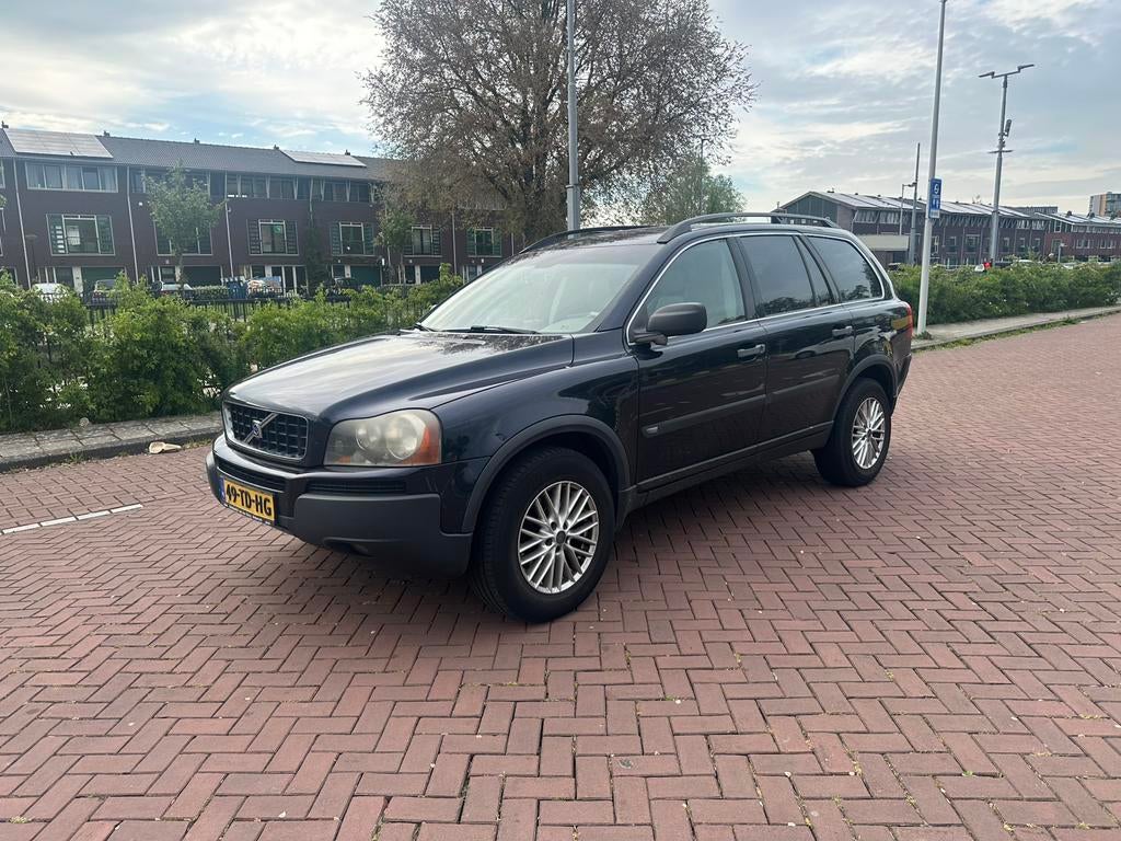 Volvo XC90 2.4 D5 Geartronic 2006 Blauw 7P APK 2027, Auto's, 2033 kg, 241 €/maand, Blauw, 7 stoelen