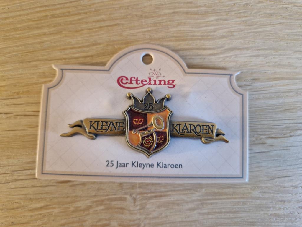 Efteling pin...25 jaar Kleyne Klaroen, Ophalen of Verzenden, Nieuw, Button of Speldje