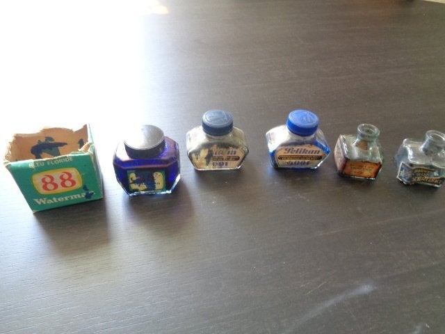 5 oude glazen inktflessen / inktpotten., Verzamelen, Ophalen of Verzenden, Gebruikt