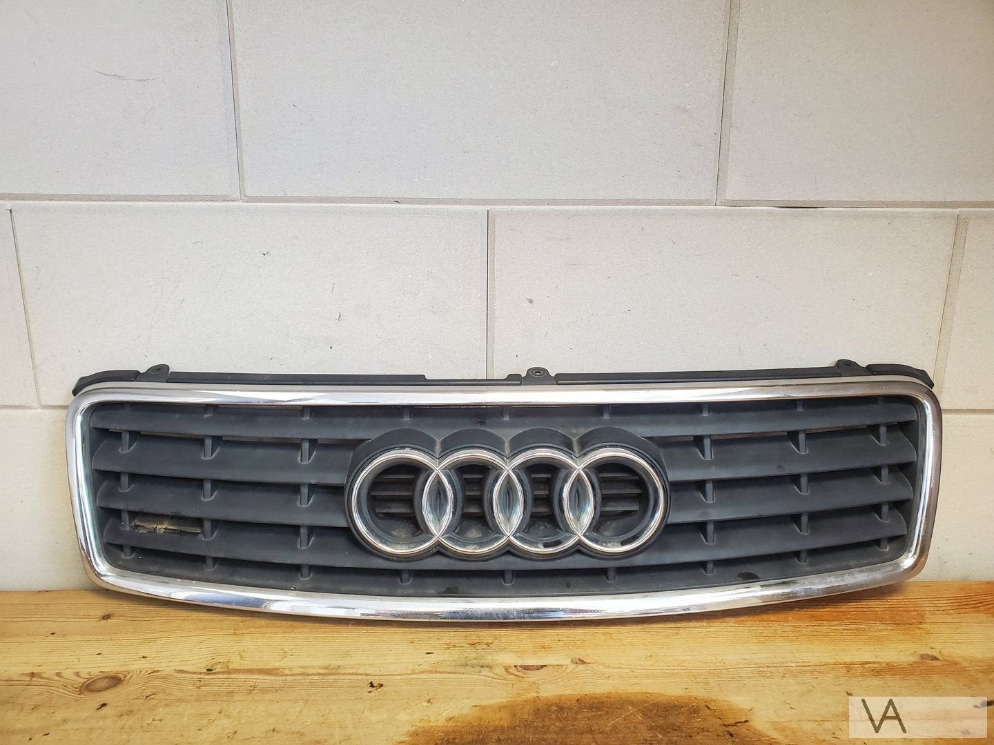 Audi A4 cabrio cabriolet b6 2002 - 2006 grille in bumper €99, Gebruikt, -, -, -