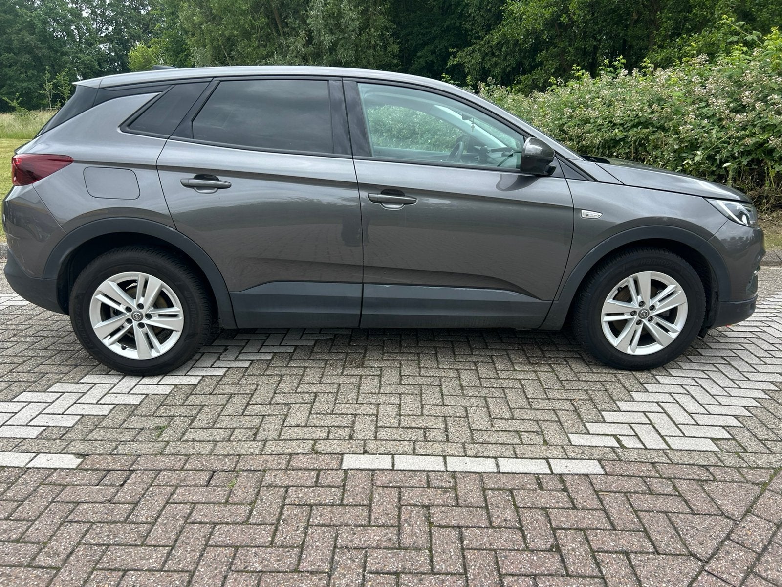 Opel Grandland X 1.2 Turbo 130pk S&S Aut 2019 Grijs, Auto's, Opel, 1295 kg, 1199 cc, 19 km/l, 3 cilinders