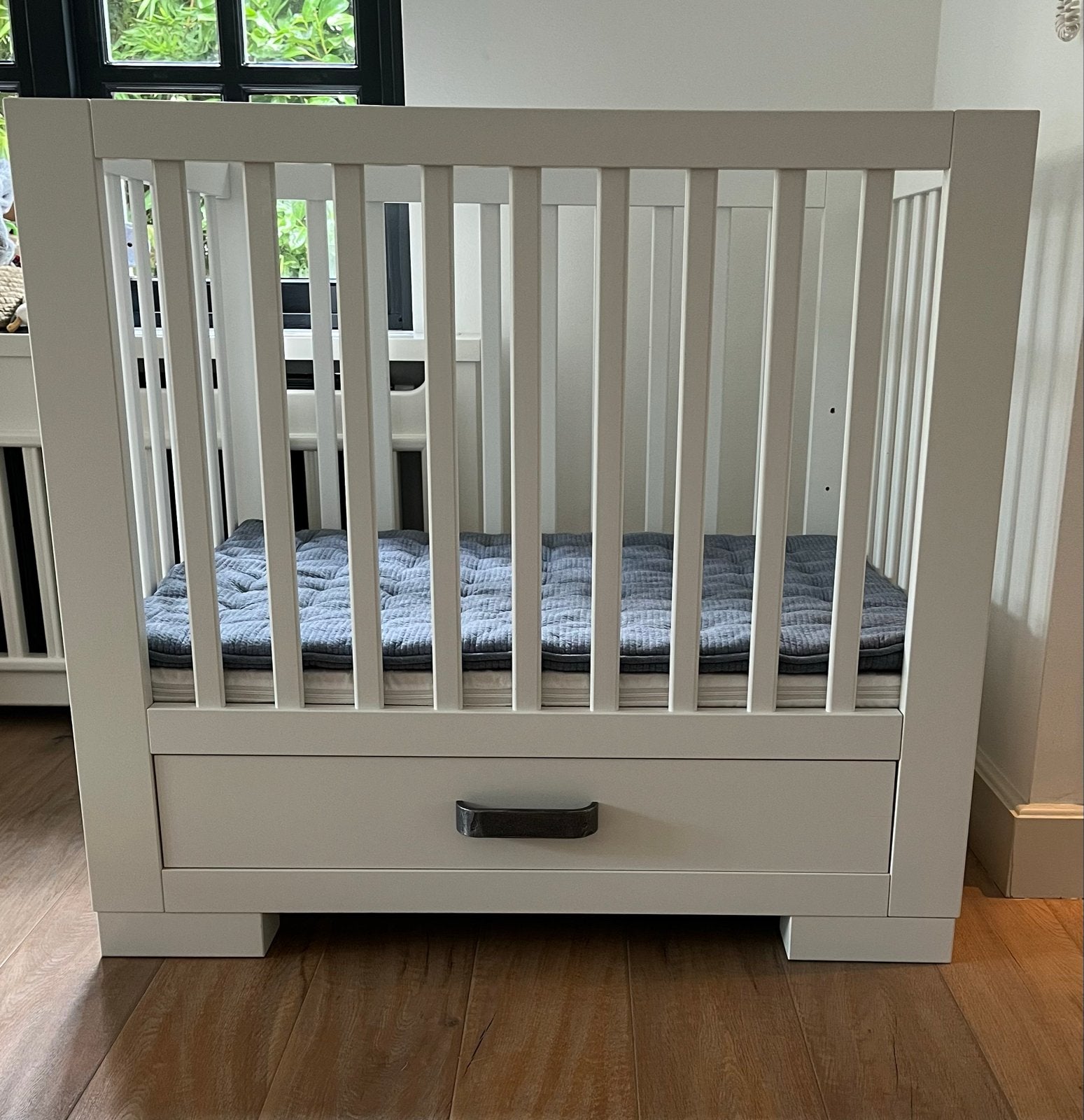 Kidsmill Lodge/Brent Box met lade en matras, Ophalen, Gebruikt, Rechthoekig, In hoogte verstelbaar