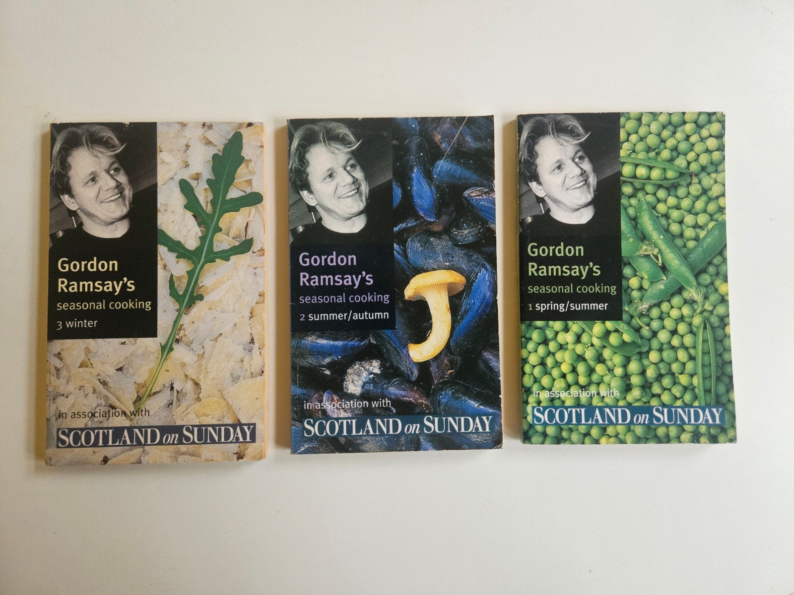 Gordon Ramsay's Seasonal Cooking - Complete Set (3 delen), Boeken, Ophalen of Verzenden, Gelezen, Gordon Ramsay