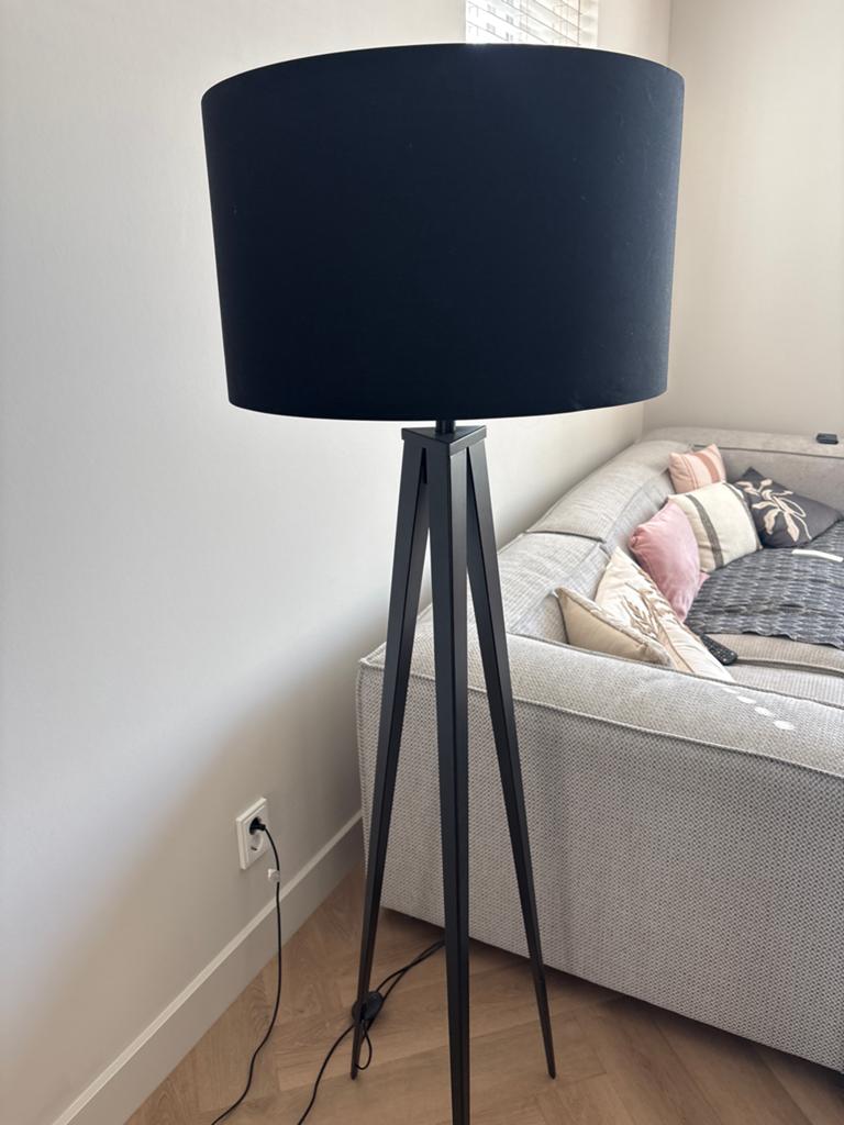 Tripod Lamp van Zuiver met Stoffen Kap, Ophalen, Gebruikt, Metaal, 150 tot 200 cm
