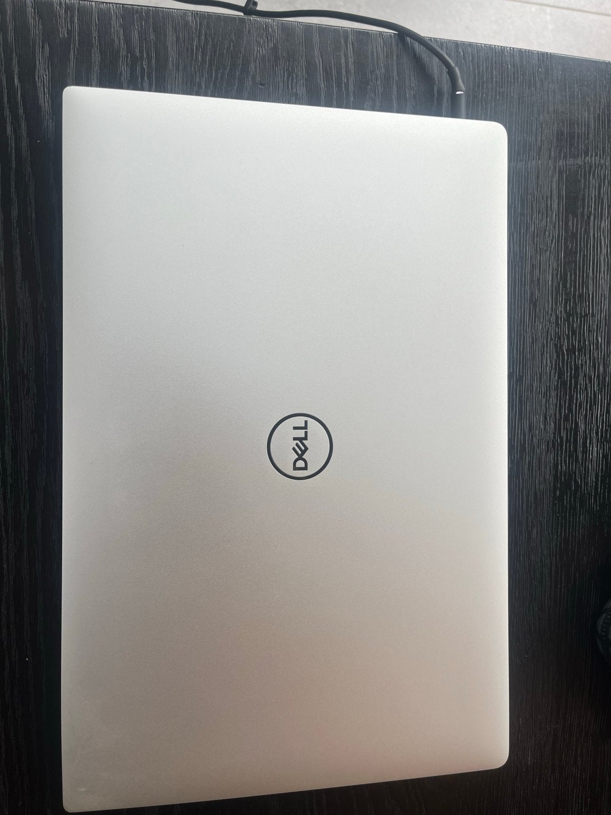 Dell XPS 9570 laptop met sleeve, Computers en Software, Windows Laptops, Ophalen, 2 tot 3 Ghz, Met touchscreen, Zo goed als nieuw