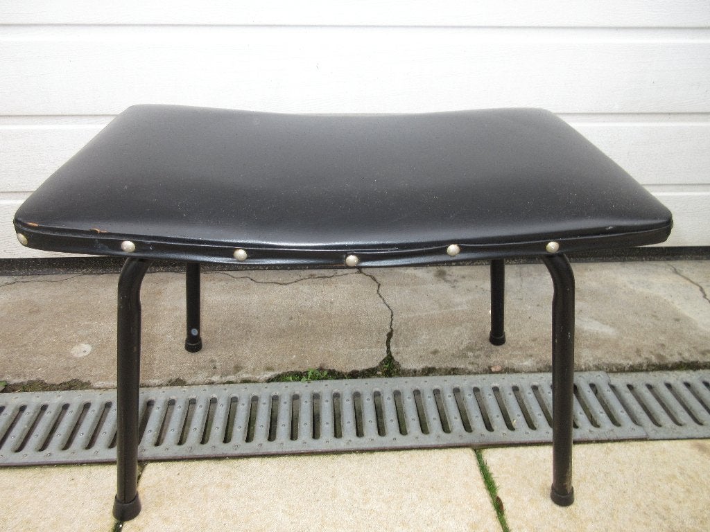 Vintage zwarte voetenbank, Minder dan 50 cm, Gebruikt, 125 cm of meer, Ophalen of Verzenden