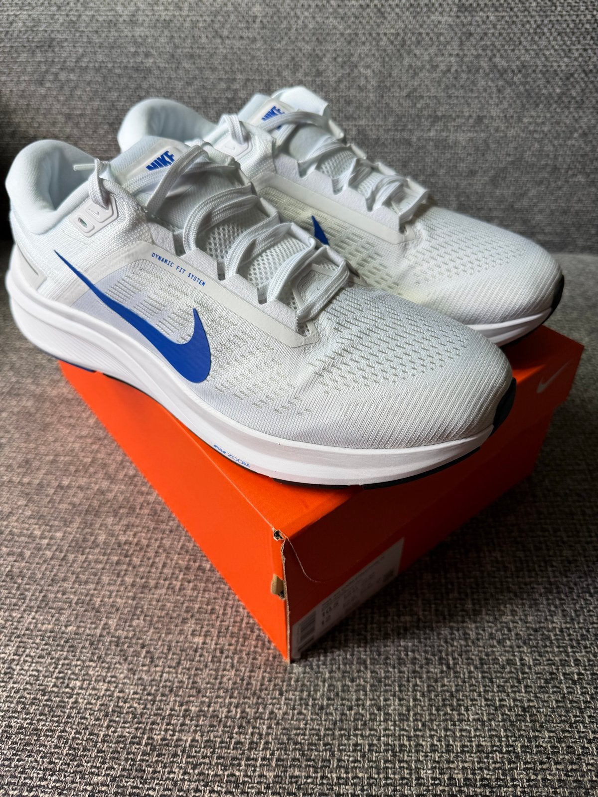 Nike Air Zoom Structure 24 - Maat 44.5 - Nieuw in doos, Kleding | Heren, Schoenen, Nieuw, Ophalen of Verzenden, Wit, Sportschoenen