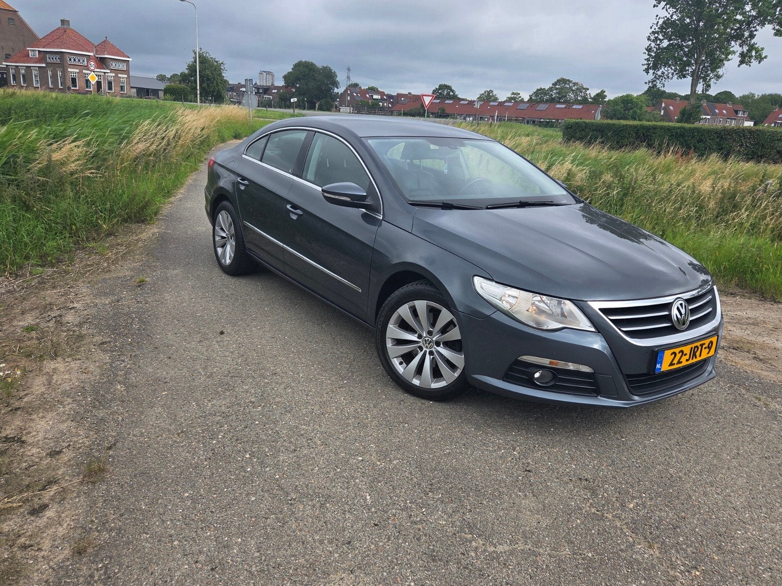 Volkswagen Passat 1.8 TSI 118KW CC AUT 2009 Grijs, Auto's, Volkswagen, Zwart, 4 cilinders, 75 €/maand, Particulier