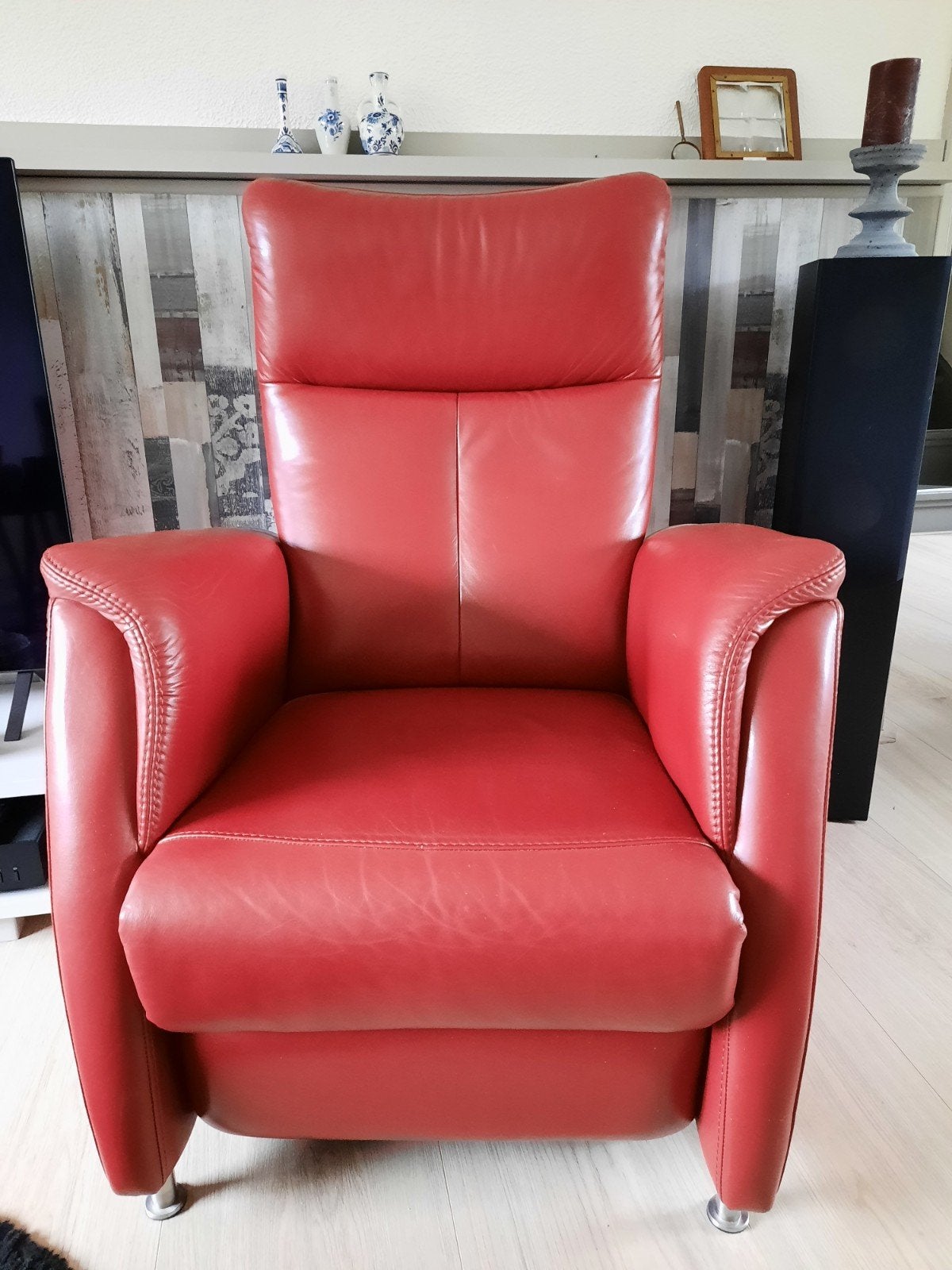 Elektrische Sta-opstoel,  rood leder, mt S, Ophalen, Gebruikt, 50 tot 75 cm, Leer