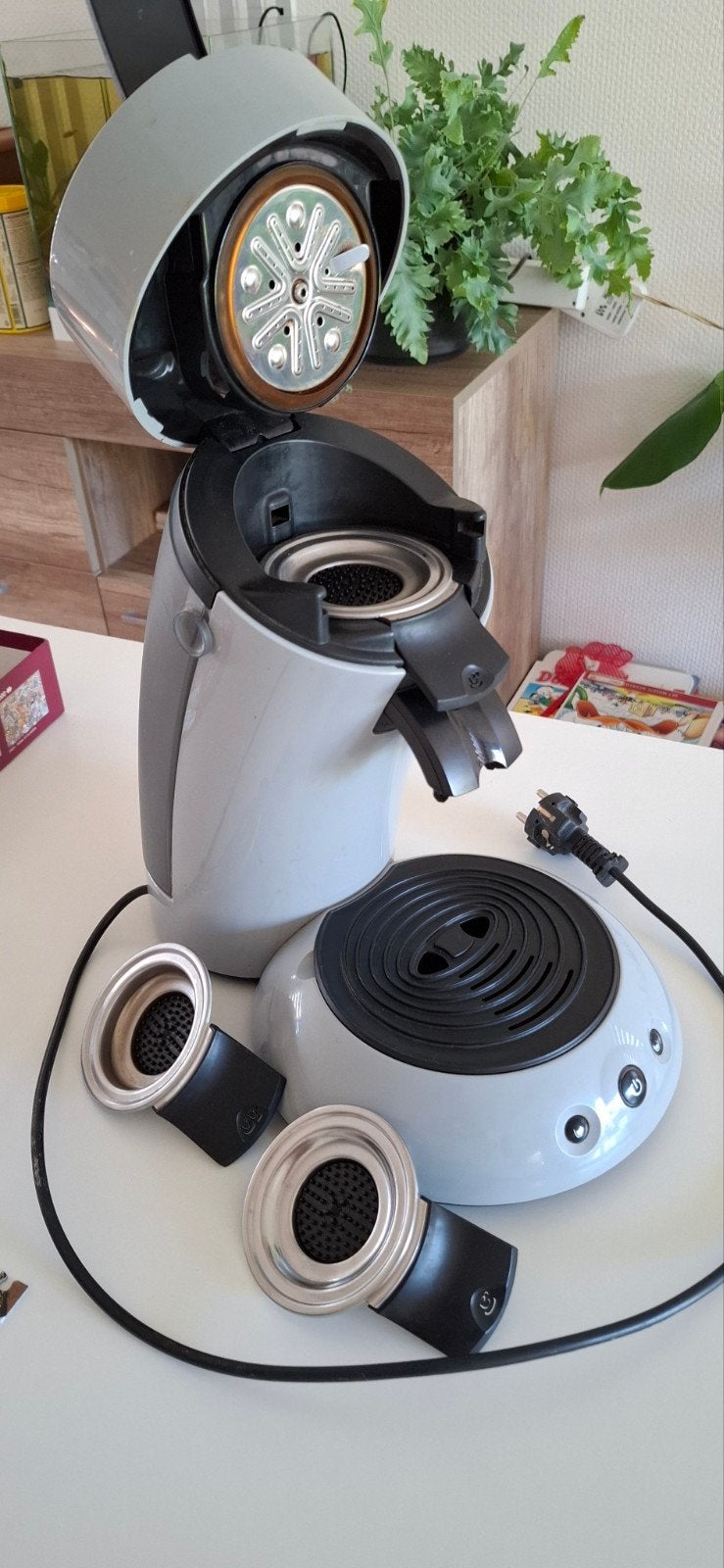 Philips Senseo Koffiezetapparaat - grijd, Koffiepads en cups, Gebruikt, Koffiemachine, Ophalen of Verzenden