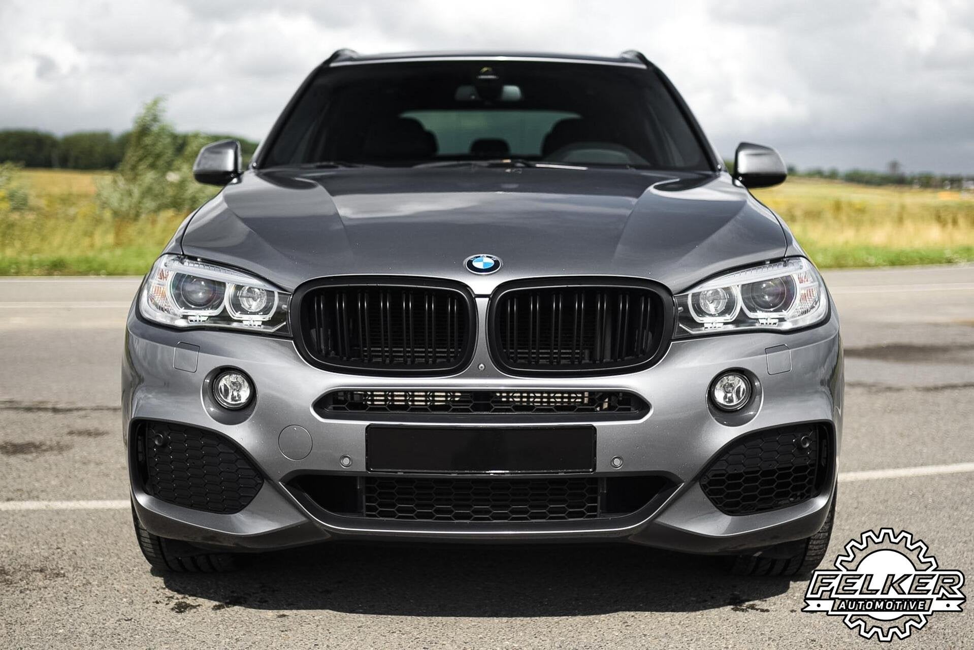 BMW X5 40e M Sport Pano HUD Harman Kardon Trekhaak 360° LED, Auto's, Leder, Bedrijf, Vierwielaandrijving, 313 pk