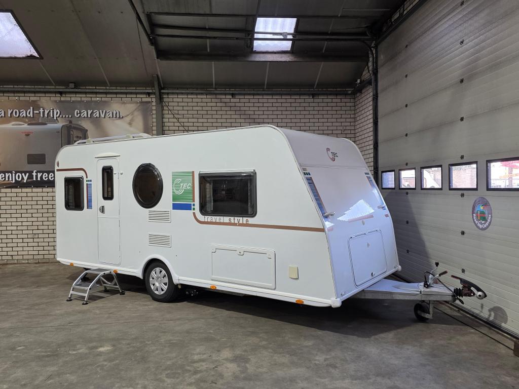 Tec Travel Style 450 / Enkele bedden / Groot bed / Mover, Caravans en Kamperen, Dwarsbed, Standaardzit, T.E.C., Schokbreker