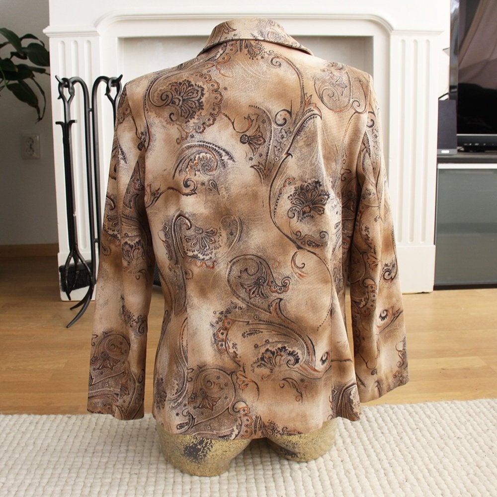 Bruin Jasje (L) € 15,-, Kleding | Dames, Jasjes, Kostuums en Pakken, Bruin, Maat 42/44 (L), Ophalen of Verzenden, Zo goed als nieuw