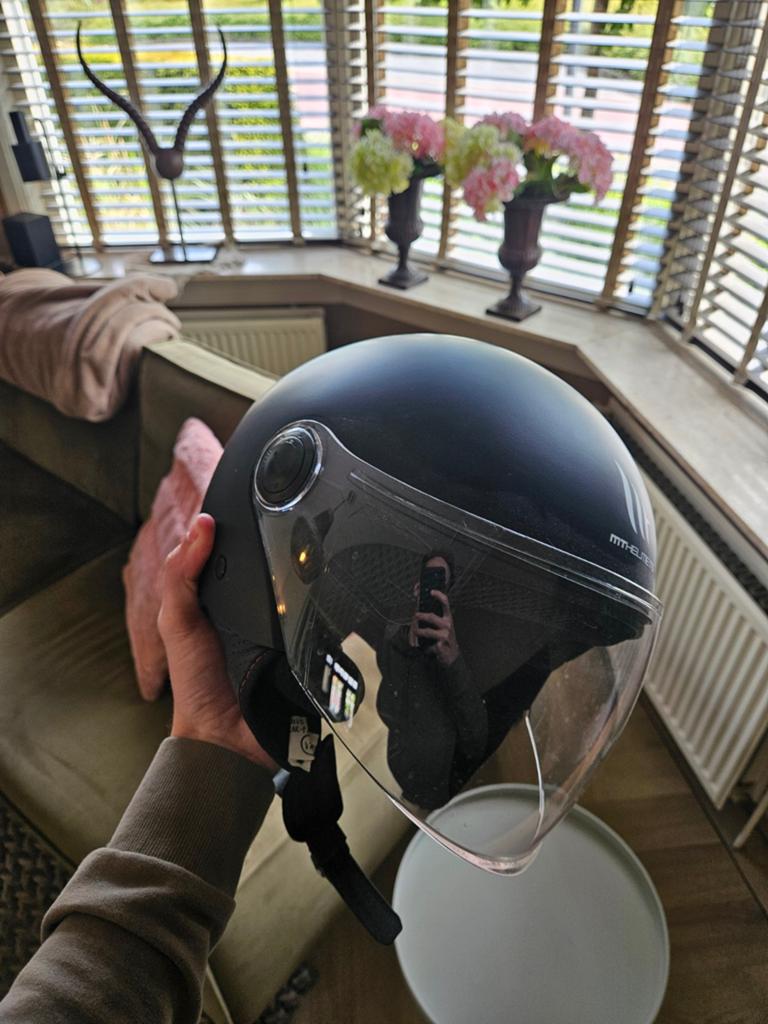 2x MT Helm (scooter, brommer of motor) maat M (57/58cm), Overige merken, M, Dames, Jethelm