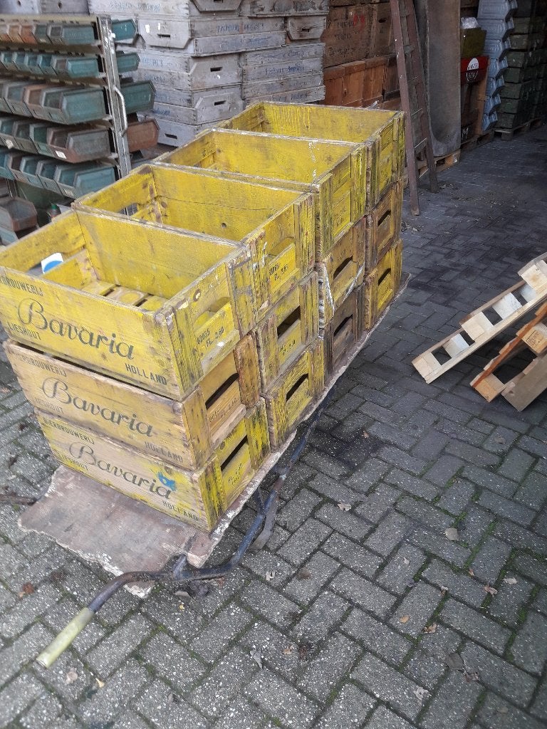grote Bavaria kratten, bierkrat bierkist, Huis en Inrichting, Woonaccessoires | Kisten, Ophalen, Minder dan 50 cm, Gebruikt, 50 tot 100 cm