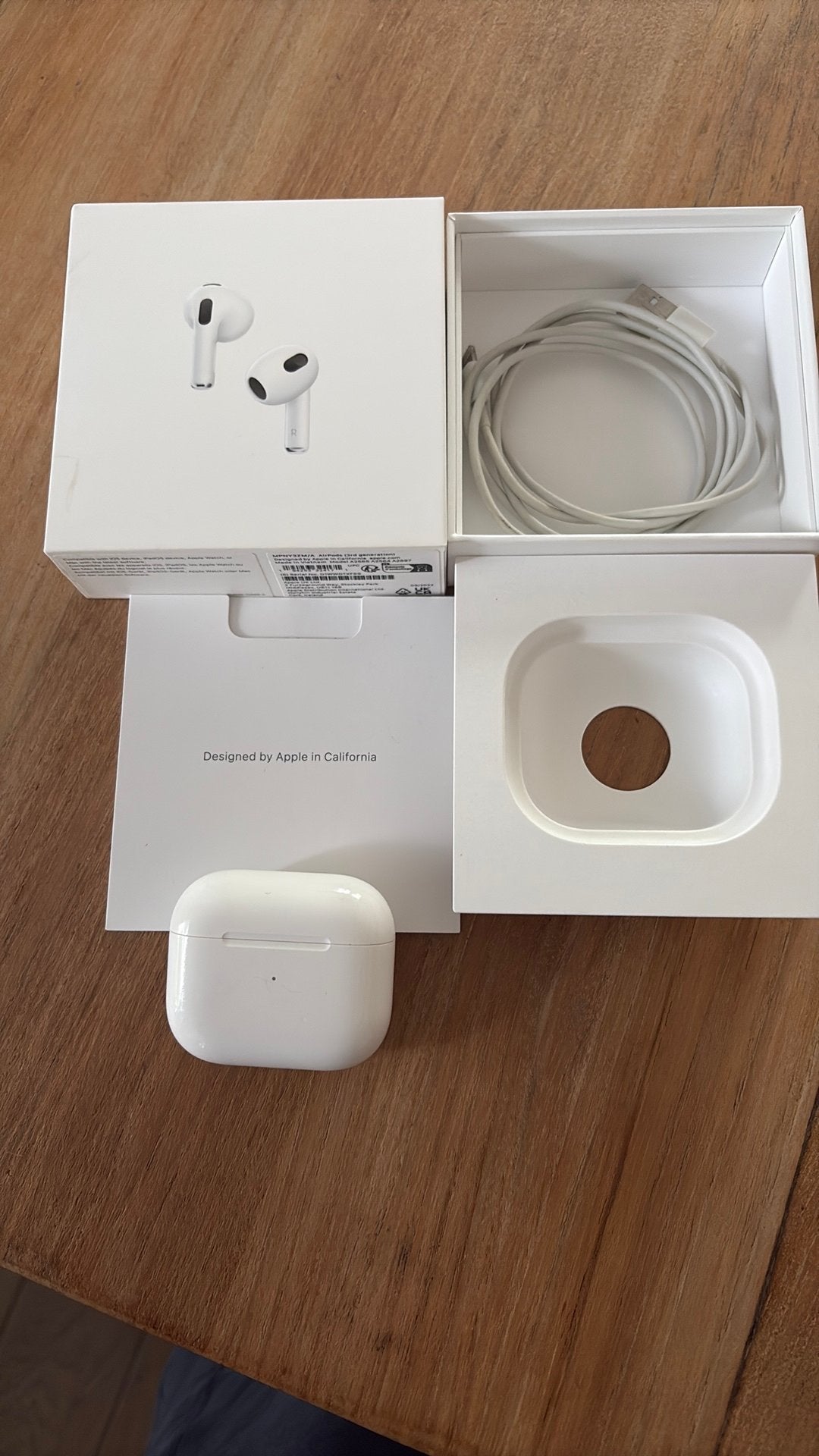 Apple Airpods 3e generatie, Ophalen, Zo goed als nieuw, Wit, Apple