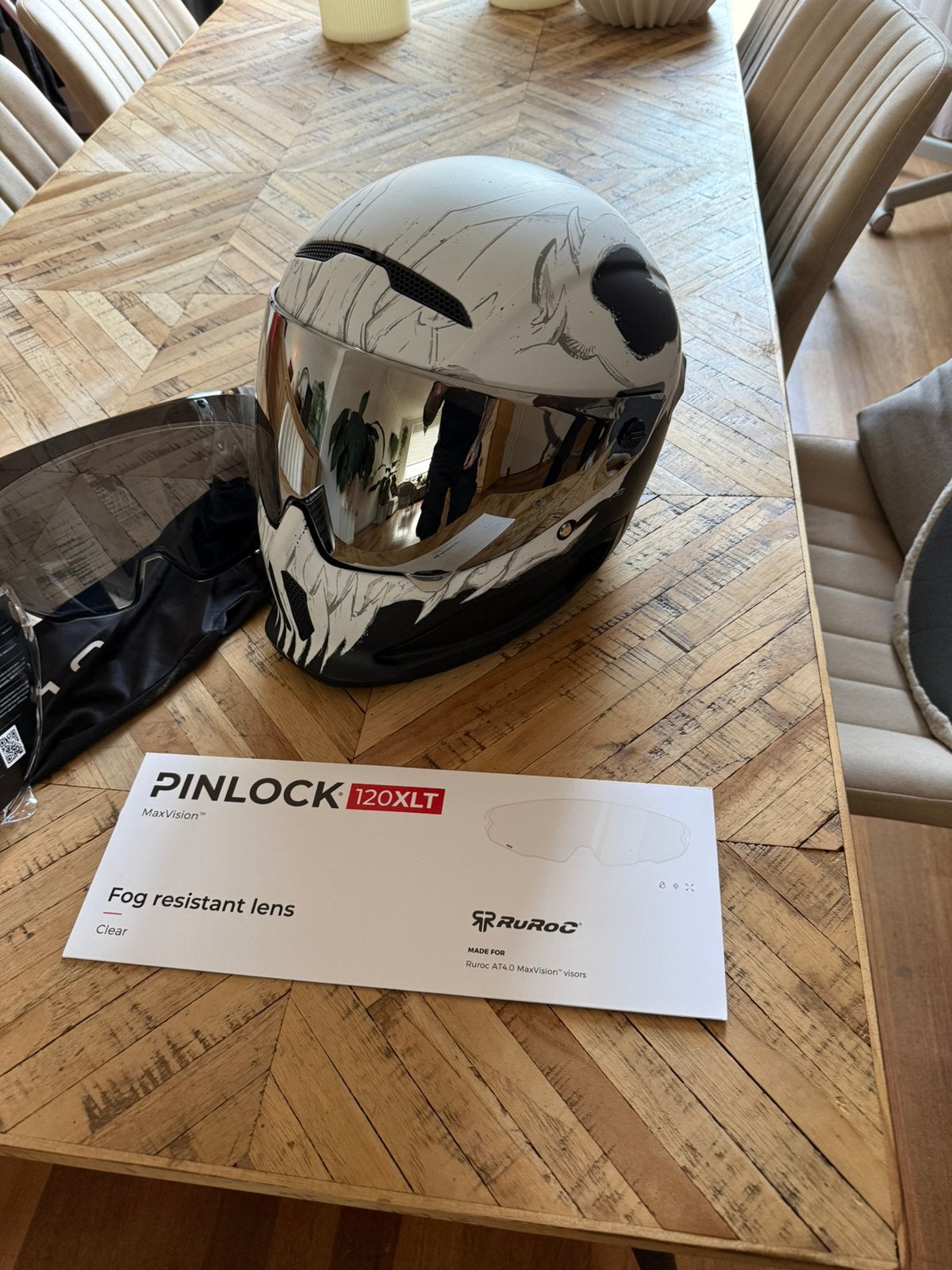 Ruroc AT4.0 Carbon S/M | Shockwave Bluetooth | 3 vizieren, Motoren, Ophalen of Verzenden, Tweedehands, Integraalhelm, Overige merken