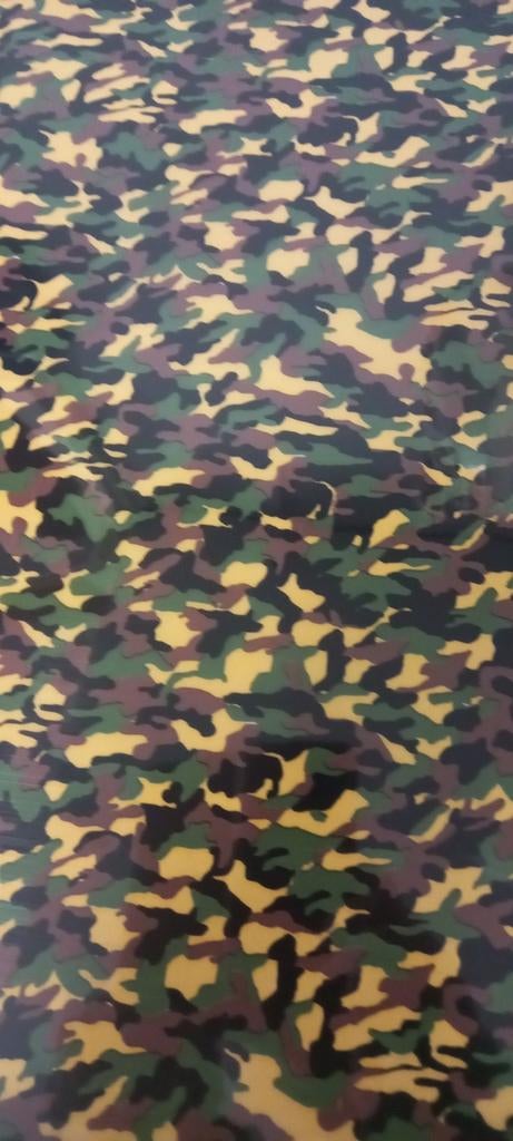 Camouflage Flex Folie - 5m x 50cm voor Diverse Projecten, Hobby en Vrije tijd, Overige materialen, Ophalen of Verzenden, 30 tot 120 cm