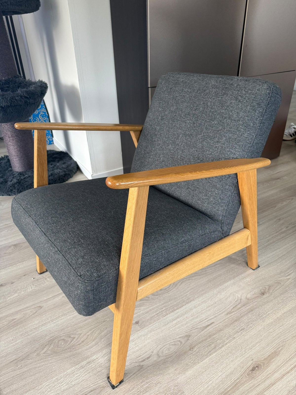 IKEA fateuil eiken/Gunnared donkergrijs, Huis en Inrichting, Ophalen, Hout, Twee, Zo goed als nieuw